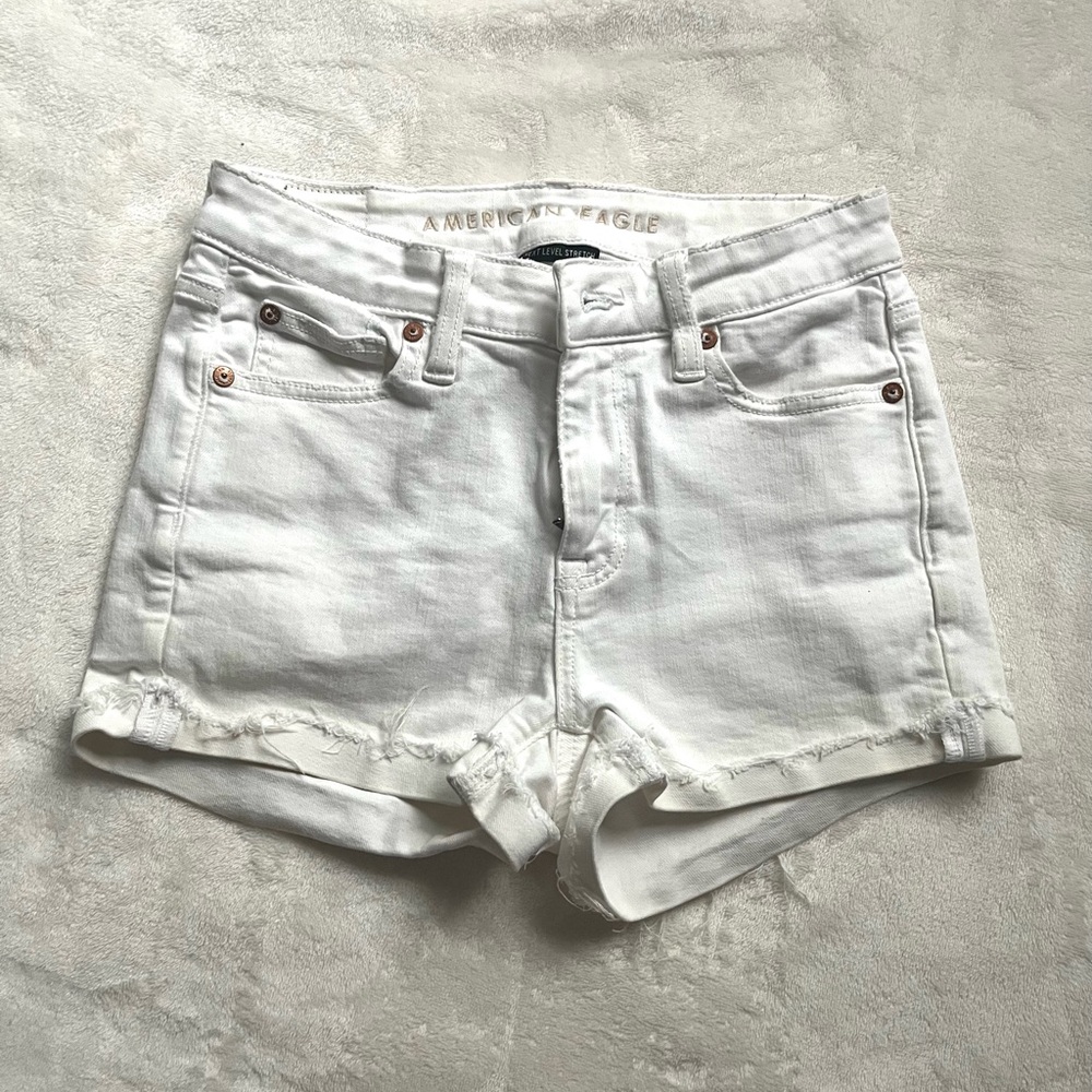 American Eagle Women's White Jean Shorts